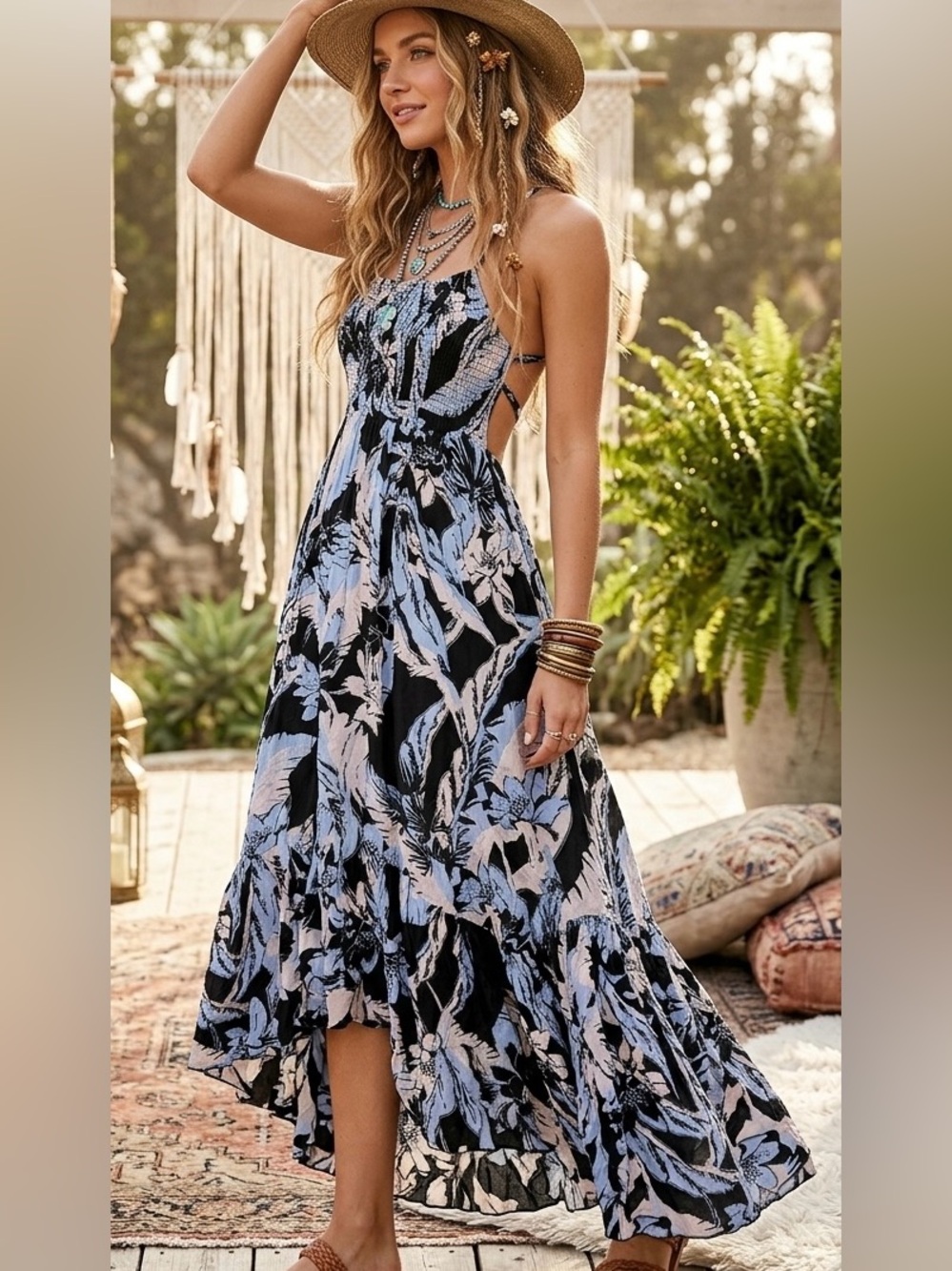Free People Heatwave MIDI
Slip Dress Strappy Floral Print
Asymmetric Hem Size: S